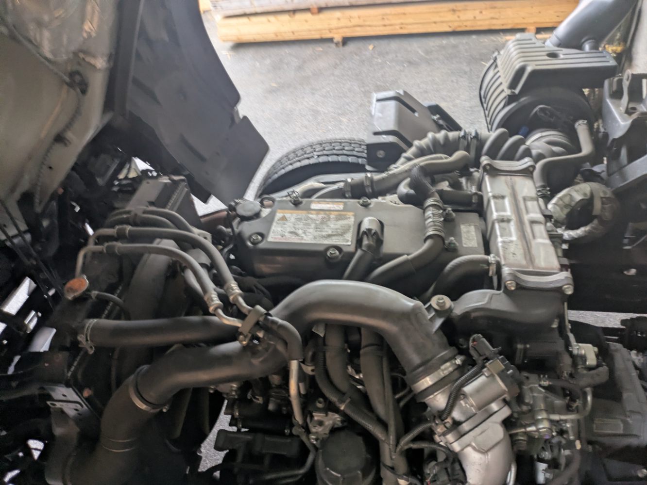 いすゞ フォワード TKG-FRR90T2の買取写真3