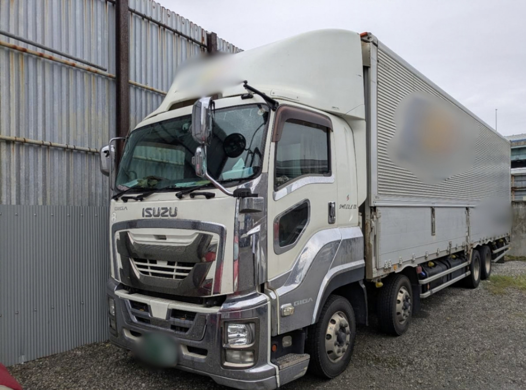いすゞ ギガ QPG-CYJ77Bの買取写真2